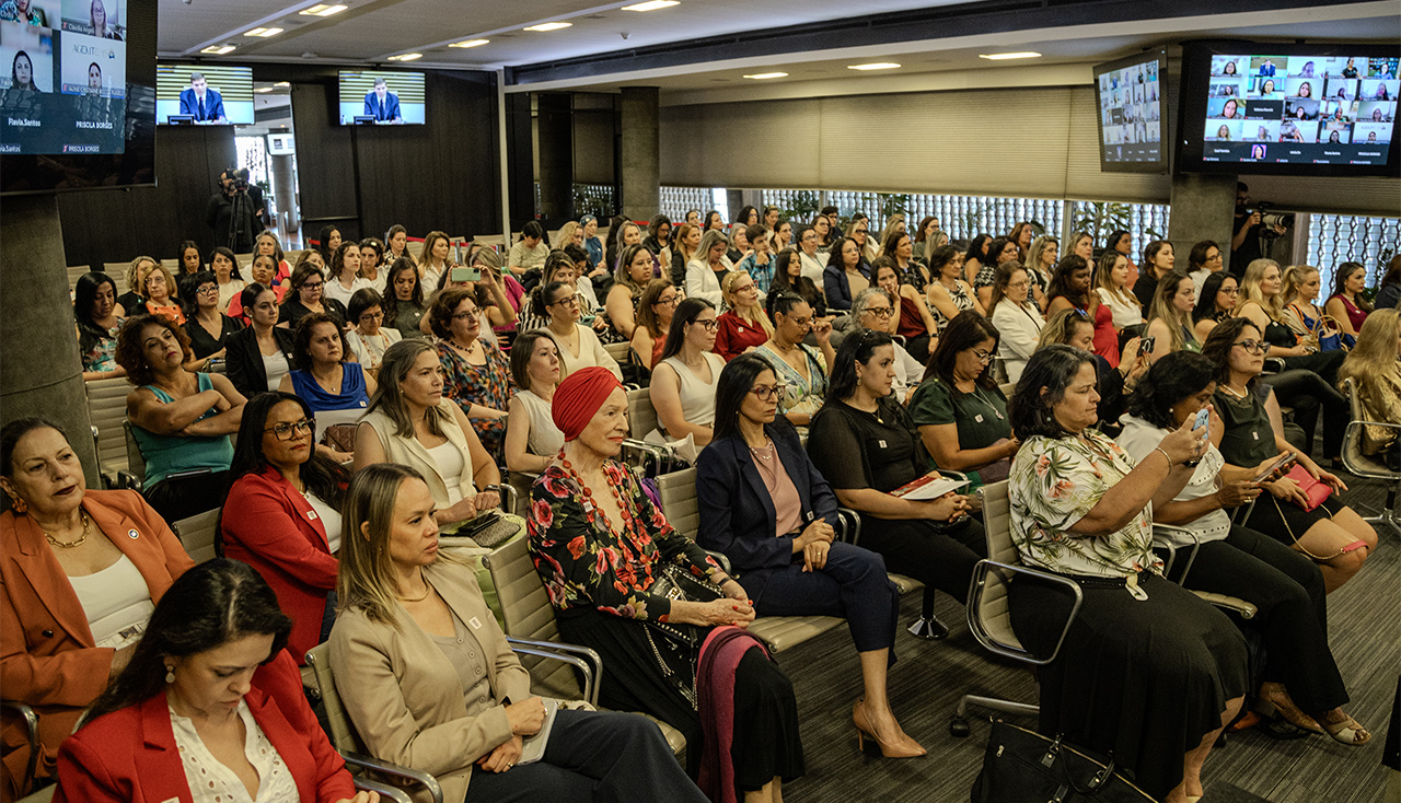 Formatura da 5ª edição do Elas na Indústria